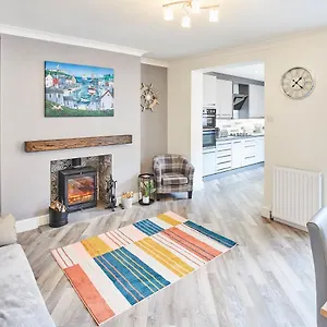 Host & - 1 Montrose Street , Saltburn-by-the-Sea United Kingdom